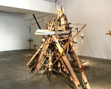 漂流物、廃棄物に眼差しを向ける佐藤貢さんの生き方　108 Crosses Mitsugu Sato　