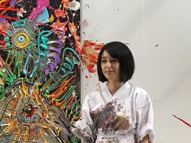 世界的アーティスト・小松美羽のグッズをオンラインにて先行販売