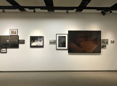 野村佐紀子 写真展 “GO WEST” 碧南市藤井達吉現代美術館