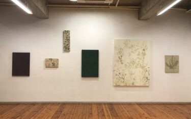 アトリエ hitotema展「緑のほとり」なうふ現代（岐阜市）で3月27日まで