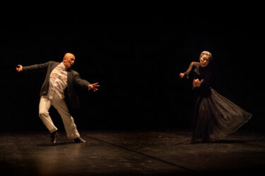 愛知県芸術劇場で芸術監督 勅使川原三郎の新作ダンス『ワルツ』　2023年7月16、17日に上演