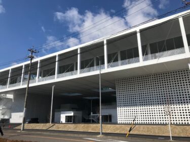 名古屋地裁判決　名古屋造形大の前学長、建築家の山本理顕さんへの5400万円支払いを同朋学園に命じる