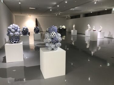 やきものの現在　土と魂の立ち上がる姿　ギャラリーヴォイス（岐阜県多治見市）で2023年11月4日-2024年1月28日に開催