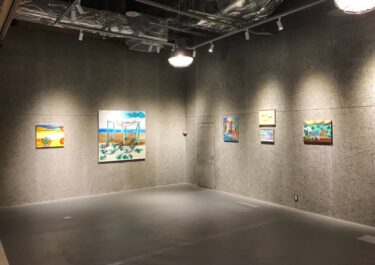 伊藤里佳・三木瑠都展「パイナップル会議」ガレコ（名古屋）で2024年6月18日-7月9日、ガレコ（豊橋）で9月6-29日に開催