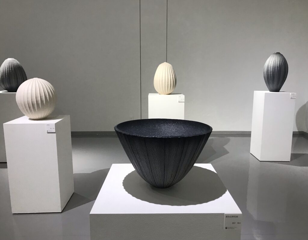 やきもの最前線 国際陶磁器展美濃受賞者の現在 ギャラリーヴォイス