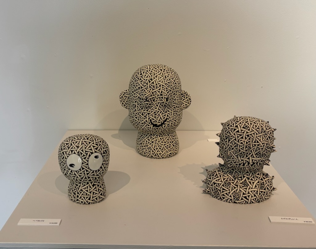 東絵理 Flowers」「鈴木優作 特異展」GALERIE hu:(名古屋)で2025年9月